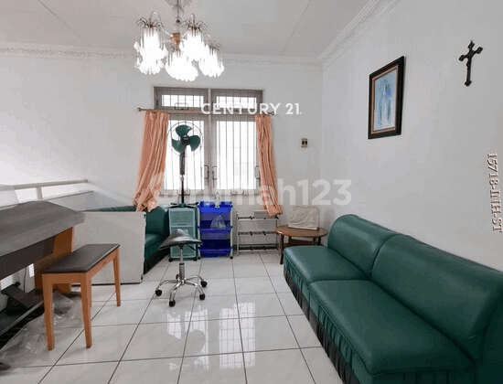 Dijual Cepat Rumah Siap Huni Terawat Jalan 3 Row di Bintaro 2