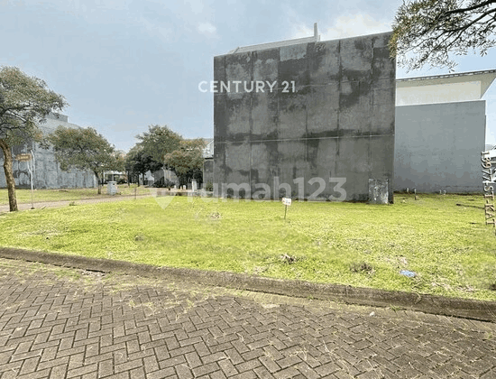 For Sale Hook Position Plot in Discovery Bintaro Sector 9