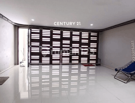 Rumah Semi Furnished Siap Huni di Kebayoran Bintaro