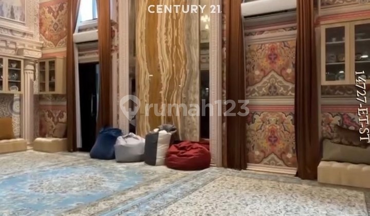 Luxury European Classic Furnished House For Sale in Cinere Area 2