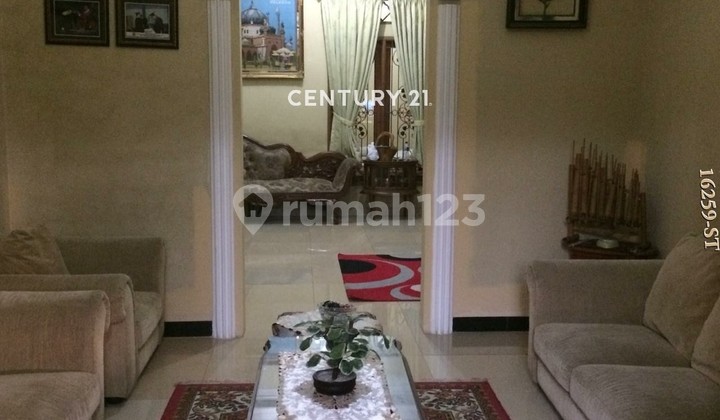 Dijual Rumah dengan Lokasi Strategis di Jurang Mangu Timur 2
