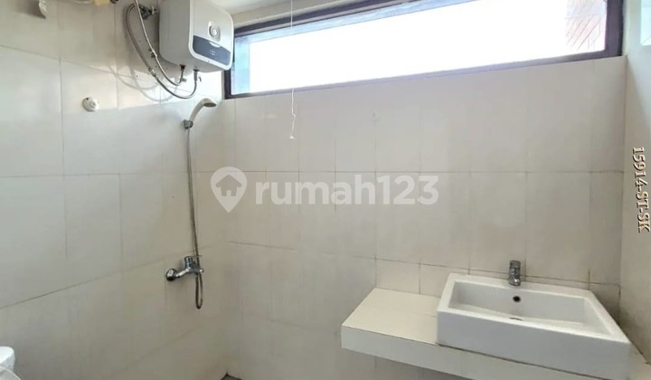 For Sale Ready-to-Occupy House in Cluster at Discovery Bintaro 2