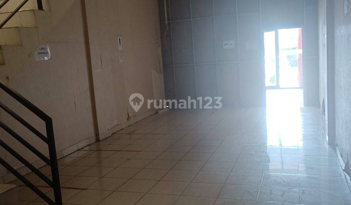Disewakan Ruko cantik strategis Raya Sawangan kota Depok 9
