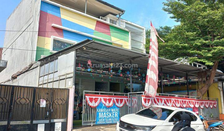 Rumah nyaman dan asri siap huni dekat Tol Pondok Pinang Jakarta Selatan 1