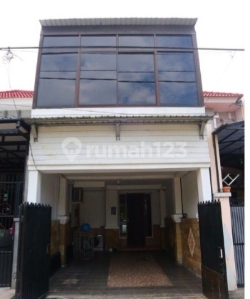 Rumah Modern siap huni dekat pintu tol Kelapa Gading Jakarta Utara