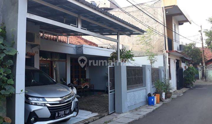 Rumah buat kost2 an belakang Universitas Assafiyah Jatiwaringin  Bekasi Jawa Barat 1