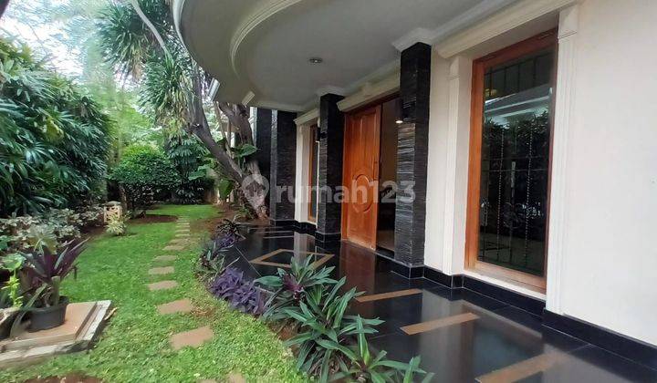 Rumah Modern Nyaman dan Asri di pusat bisnis Pondok Indah Jakarta Selatan 2