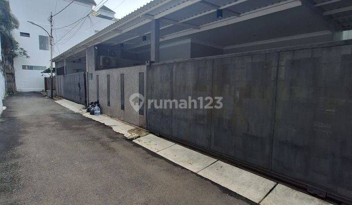 Rumah Modern Siap Huni Dekat Mall Pondok Indah Radio Dalam Jakarta Selatan 1