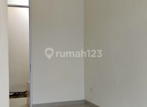 Affordable House in a Good Complex Near Sawojajar Toll Road 2