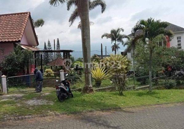 Villa Luas 600 Jalan Utama Panderman Hills Golden Tulip 2