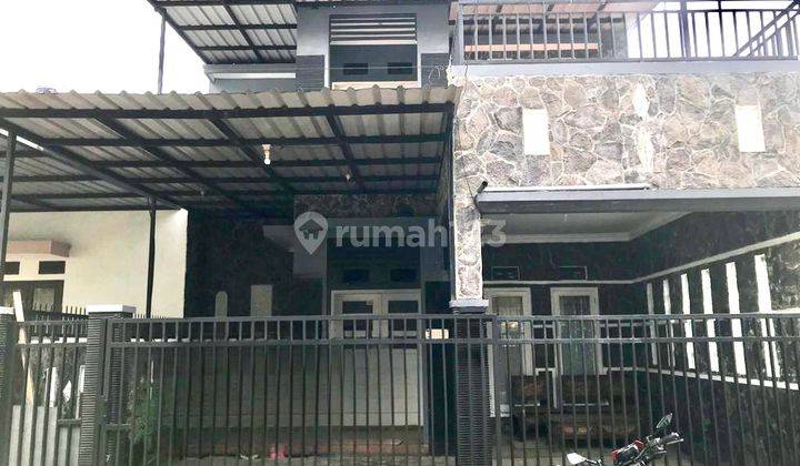 Villa Strategis Kusuma Pesanggrahan Dekat Alun-alun Batu 1