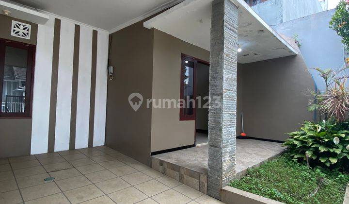 Rumah Lokasi Bagus 20 Meter Dari Jalan Raya Kepuharjo  2