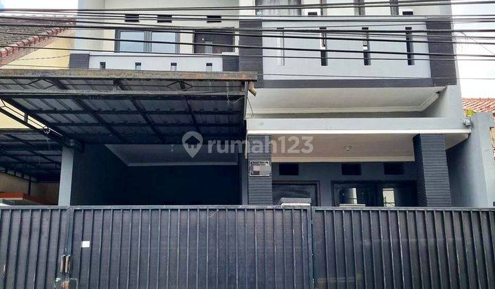 Rumah Kost 11 Kamar Lokasi Favorit Bunga-bunga Sukarno Hatta 1