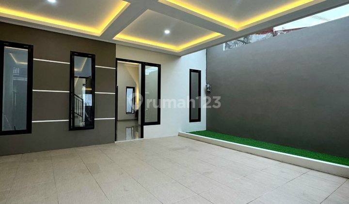 Rumah Baru Modern 2 Lantai 500 Meter Toll Sawojajar 2