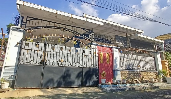 Rumah Strategis Candi Panggung Dekat Raya Sukarno Hatta