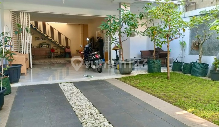 Rumah Konsep Villa Karanglo Dekat Toll Arah Batu 2