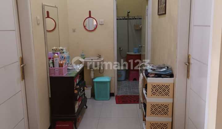 Strategic Ready-to-Use House Near Arjosari Terminal, Blimbing Strategic Ready-to-Use House Near Arjosari Terminal, Blimbing