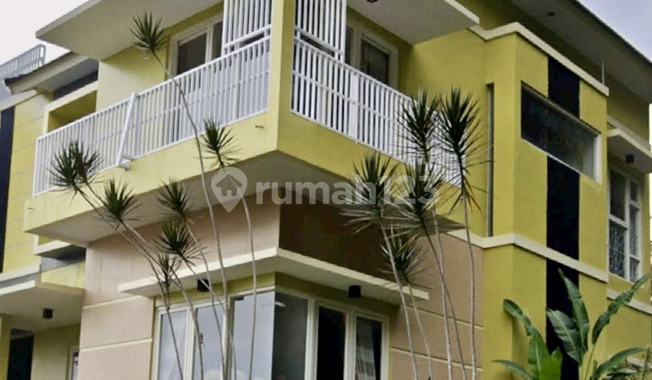 Villa Kolam Renang Lokasi Favorit Kusuma Pinus