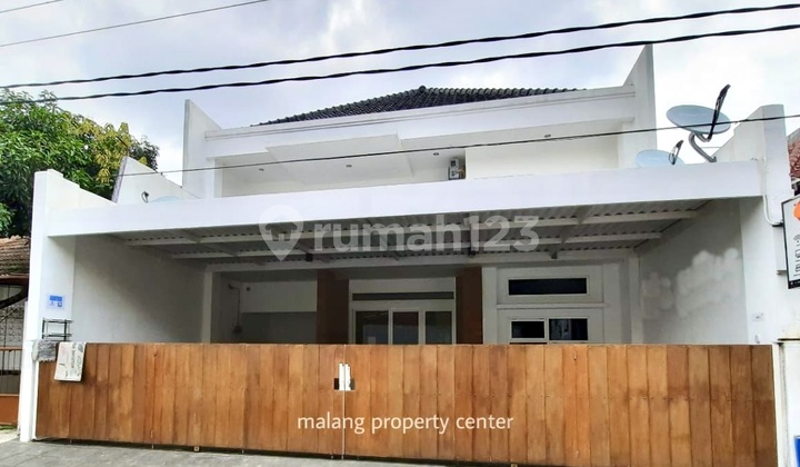 Rumah Kost Eksklusif Bunga Merak Sukarno Hatta Rumah Kost Eksklusif Bunga Merak Sukarno Hatta