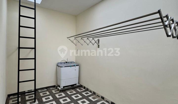 Rumah Kos Eksklusif Dekat Boulevard Sukarno Hatta 2