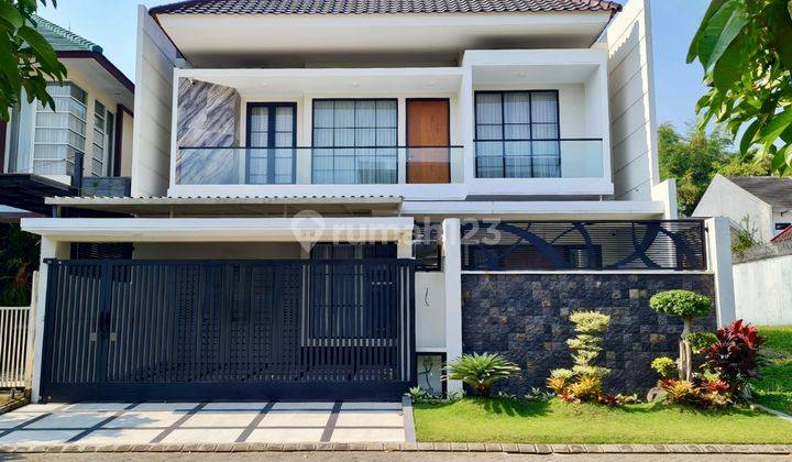 Rumah Murah Modern 2 Lantai Araya Golf Boulevard 1