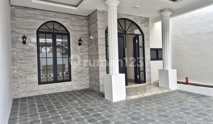 Rumah Strategis Kawasan Danau Toba Sawojajar 1