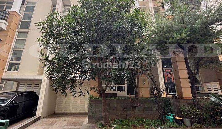  Rumah Disewa Ancol, Semi Furnish, Luas 8x15 Meter, Kode :20060 Ha 1
