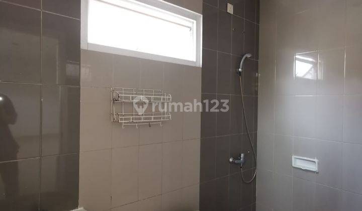 Rumah Rapi Siap Huni Menaggio Il Lago Gd Serpong 6