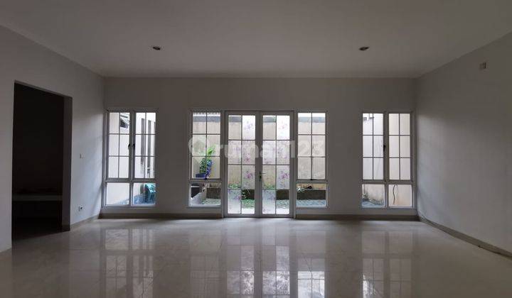 Rumah Rapi Siap Huni Menaggio Il Lago Gd Serpong 19