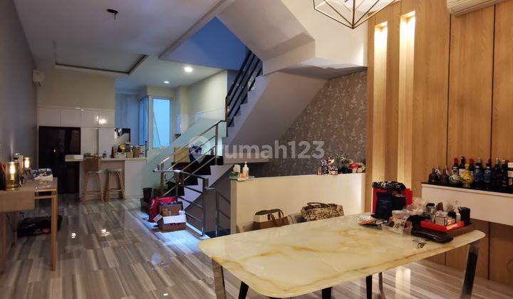 Rumah Furnish 3,5 Lt di Pluit Sakti Jakarta Utara 3