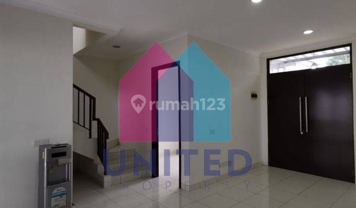 Rumah rapi semi furnish Anantha Avani BSD  19
