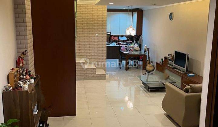Rumah Furnish siap huni di Taman Grisenda di Taman Grisenda PIK  4
