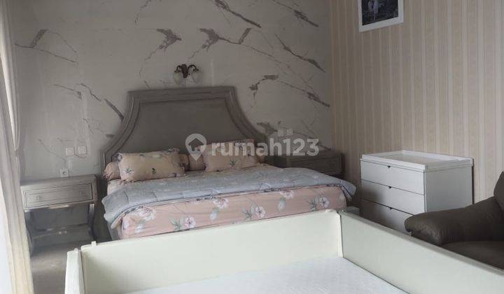 Rumah mewah Classic full marmer furnish di Aristoteles Scientia Summarecon Serpong  6