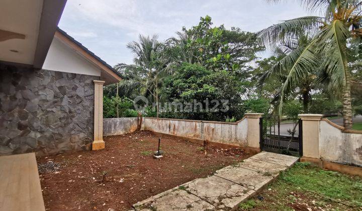 Rumah view depan belakang taman di chadna Avani BSD jarang ada 8