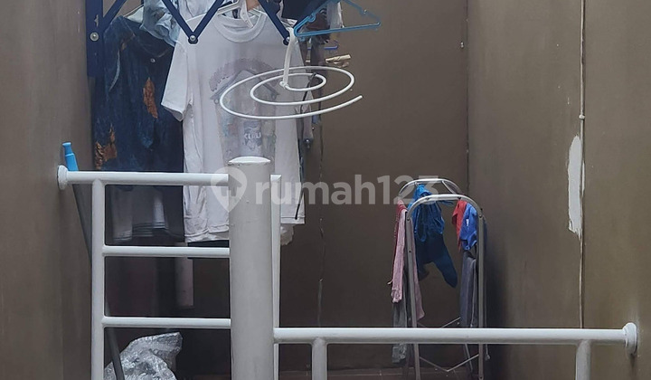 Rumah semi furnish siap huni Karelia Village Gd Serpong rapi 