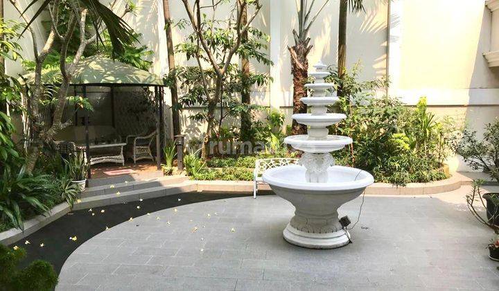 Rumah mewah di kawasan termewah di Crown Pondok Hijau Golf Gading Serpong  jarang ada 2