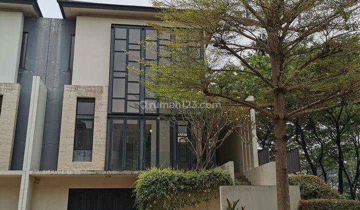 Rumah hook asri nyaman mewah di Lancewood Navapark BSD  1