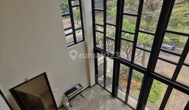 Rumah hook asri nyaman mewah di Lancewood Navapark BSD  2