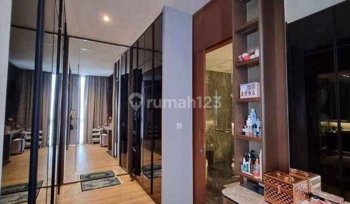 Rumah Mewah Furnish Ada Lift, Kolam Renang, Marmer di Lyndon Navapark Bsd Jarang Ada Dekat Dengan The Breeze, Unilever, Digital Hub, Aeon Mall, Q Big, Jakarta Nanyang School, Ipeka International School, Prasetya Mulya Univ, Atma Jaya Univ, Monach U 2