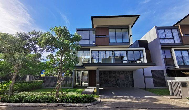 Jual Cepat Rumah Mewah Hook Lyndon Navapark Bsd Dekat Dengan Botanical Park,grand Lucky, Aeon Mall, Nanyang School, Ipeka School, Breeze, Unilever, Prasetya Mulya,atma Jaya,tol Bandara Soekarno Hatta Pondok Indah,pasar Intermoda Bsd 2