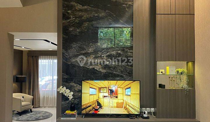 Jual cepat rumah baru renovasi furnish di Grisenda PIK  1