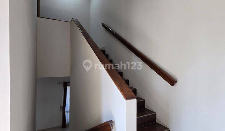 cepat rumah semi furnish langka Brassia de Park BSD 29