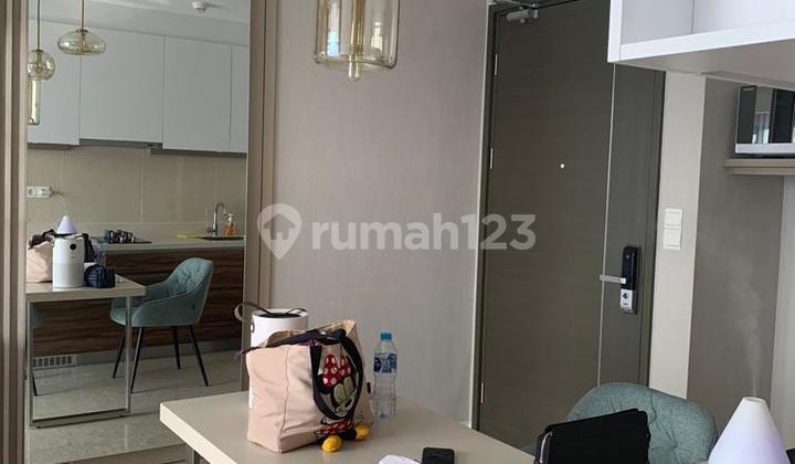 Luxury Apartment with Garden View Fully Furnished at Marigold Navapark BSD City