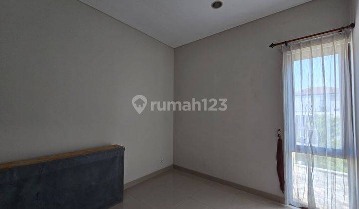 cepat rumah semi furnish langka Brassia de Park BSD 25