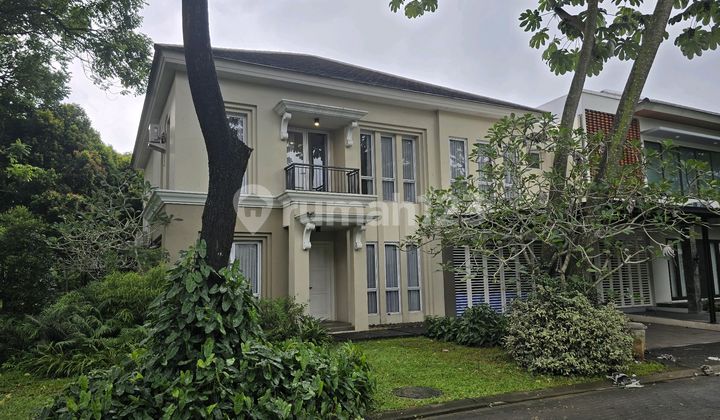 Luxury Hook House with East-Facing Orientation, Semi-Furnished, in Foresta BSD Luxury Hook House with East-Facing Orientation, Semi-Furnished, in Foresta BSD
