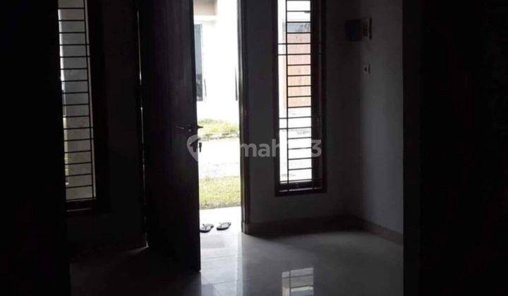 Rumah 2 Lantai Unfurnished 112 M2 Di Komplek Palem Indah Johor Medan 2