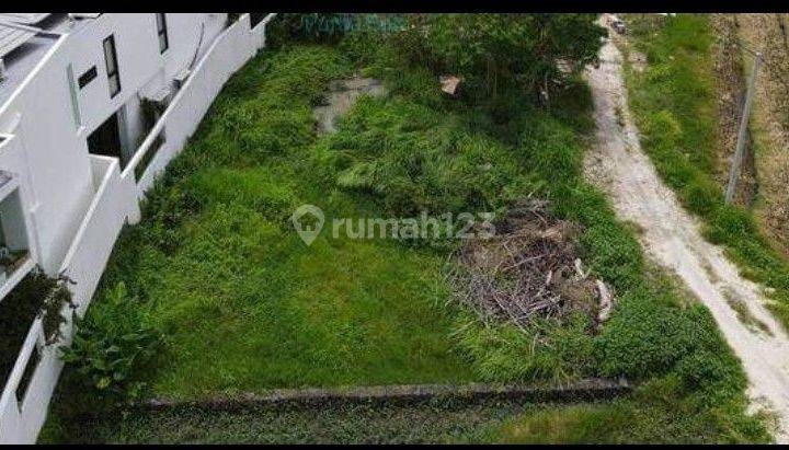 Land 300 M2 Shm 20 Meters From Pererenan Beach Canggu Bali 2