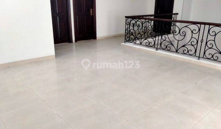Disewakan Rumah 2lt di Tulodong Bawah 5+1kt Lt310m2 Mel 9