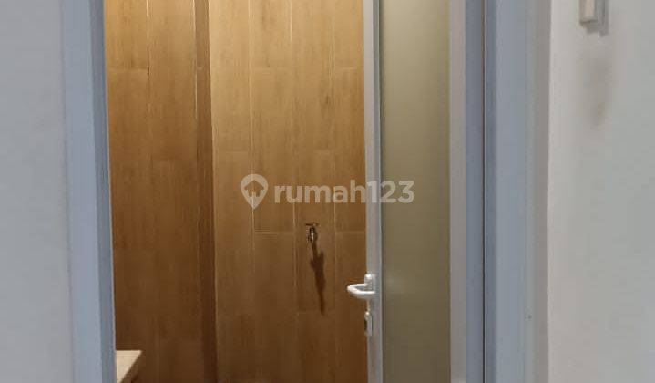 Ruko siap pakai 3.5 lantai.... 5