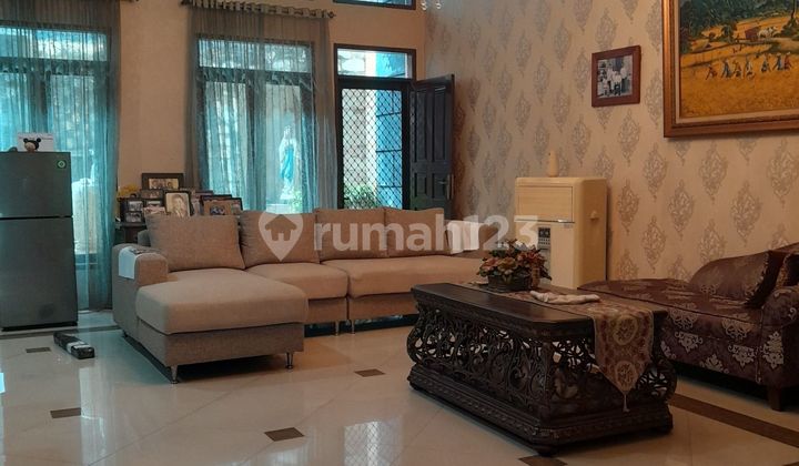 Rumah mewah 3 lantai hadal utara  2